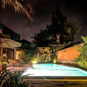  Guest house The Kalangan