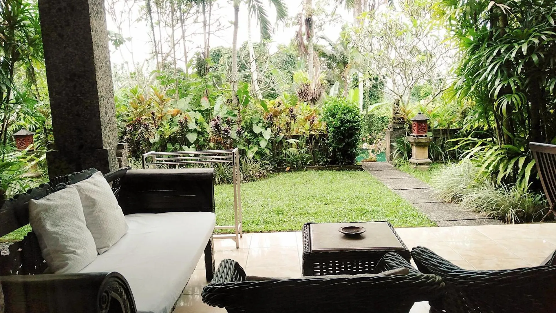 Anomcottages Ubud  Bed & Breakfast